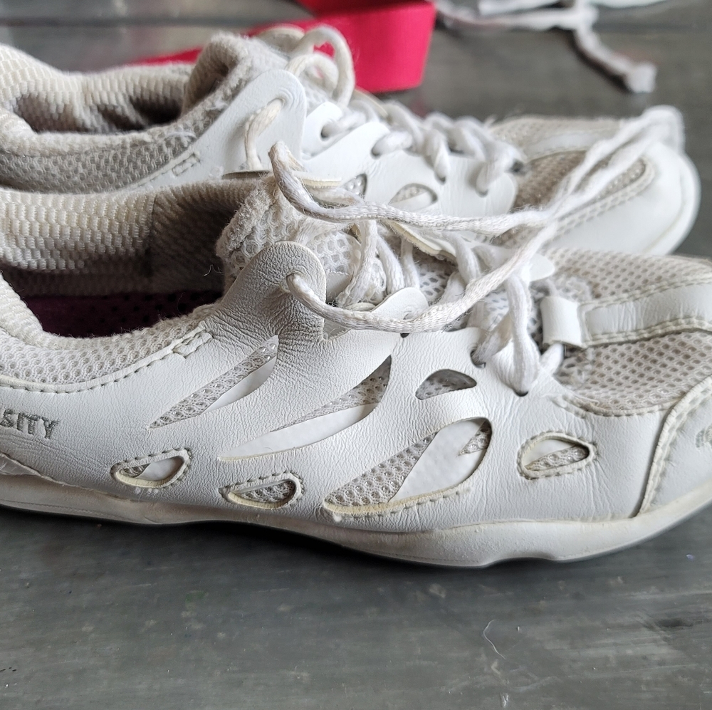 Varsity Zero Gravity Shoes - image 2